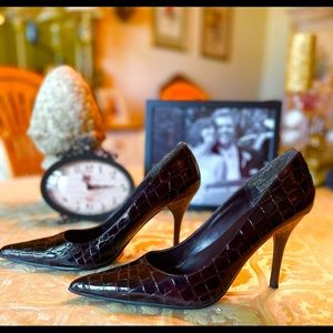 Gorgeous Deep Brown Pump 8.5